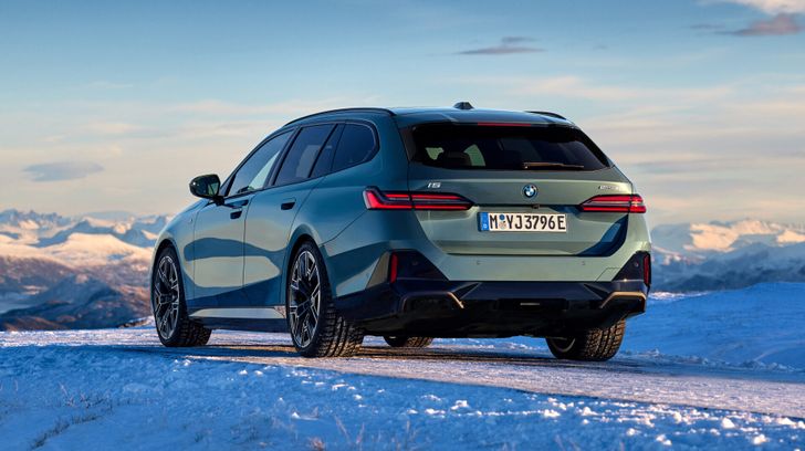 BMW i5 Touring