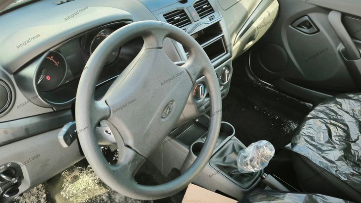 Салон базовой LADA Granta