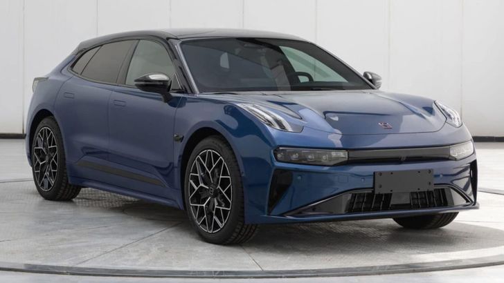 Новый Zeekr 001