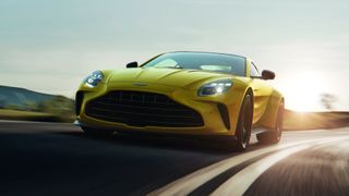 Aston Martin Vantage 2025