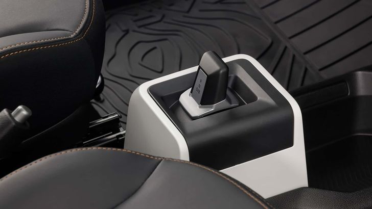 Интерьер Dacia Spring