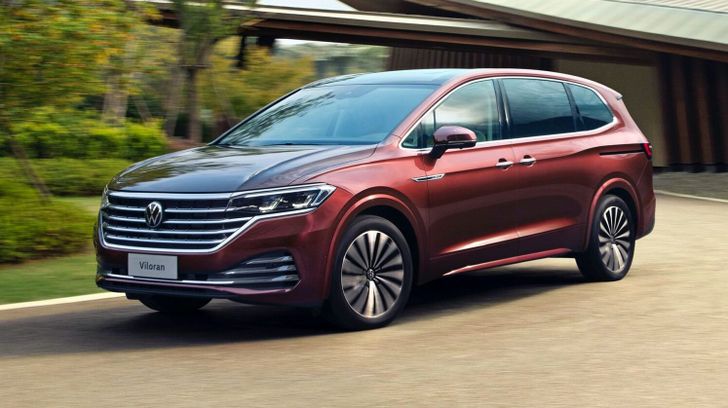 В Россию привезли практичный семейный Volkswagen премиального уровня. Сколько он стоит