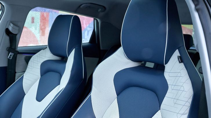 Интерьер Omoda E5