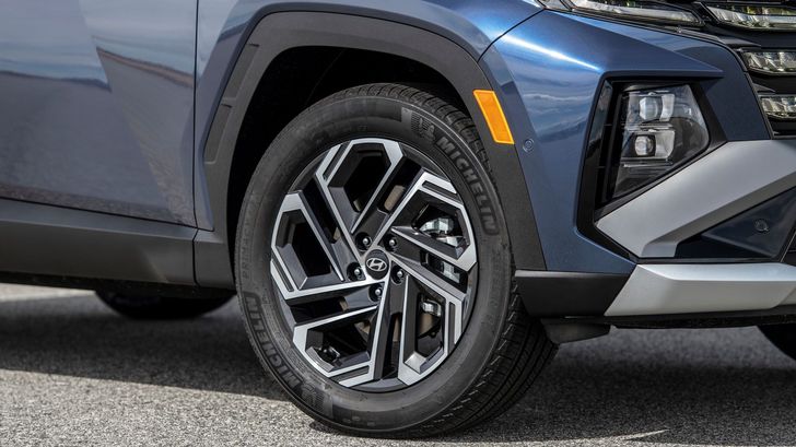 Тизер Hyundai Tucson