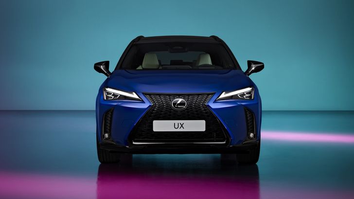 Lexus UX 300h