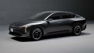 Kia K4