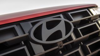 Логотип Hyundai