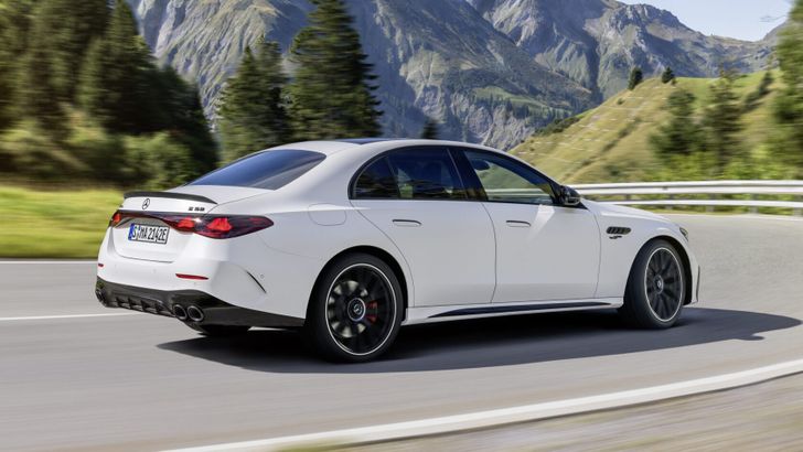 Mercedes-AMG E 53 Hybrid 4Matic+