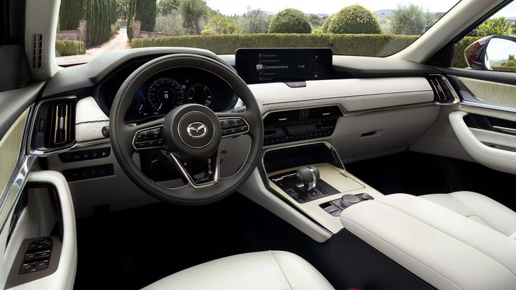 Интерьер Mazda CX-80