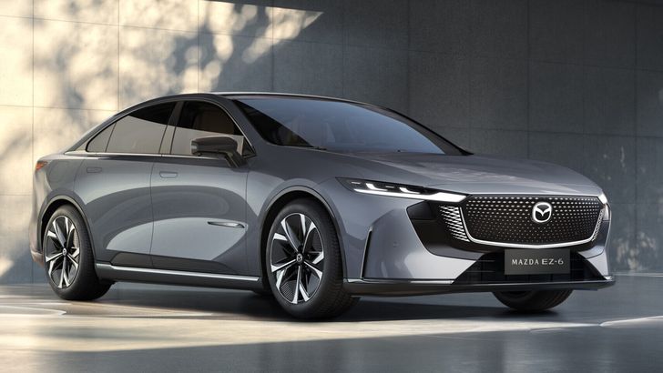 Японский лифтбек с китайским акцентом: новая Mazda EZ-6 с запасом хода до 1301 км стала доступна для заказа в России