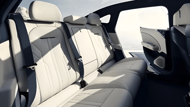 Обновленный Zeekr 007