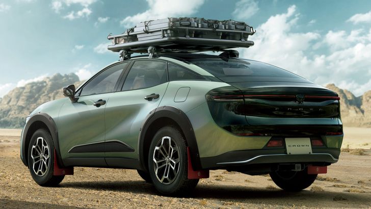 Toyota Crown Crossover RS «Landscape»