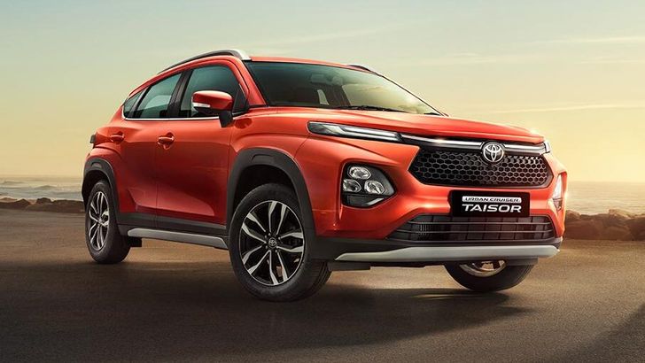 Toyota Urban Cruiser Taiser