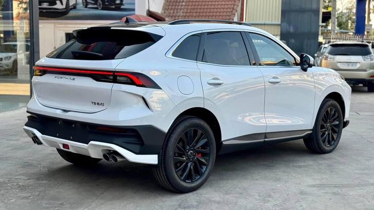 Третий вариант внешности Forthing T5 Evo