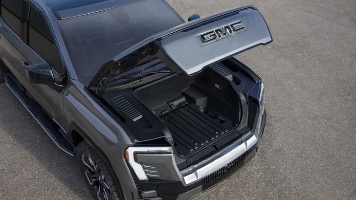 Sierra EV Denali Edition 1