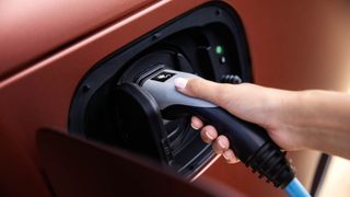 Зарядка электромобиля