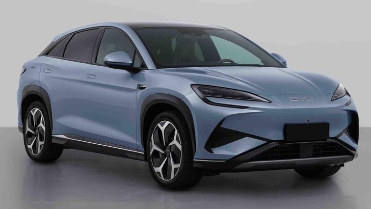 Начались продажи нового китайского кроссовера, созданного дизайнером Audi. Сколько он стоит