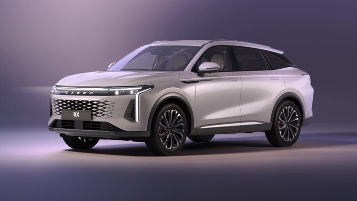 В России официально появилась новая версия кроссовера Exeed RX