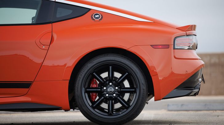 Nissan Z Heritage Edition