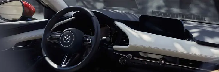 Интерьер «китайской» Mazda 3