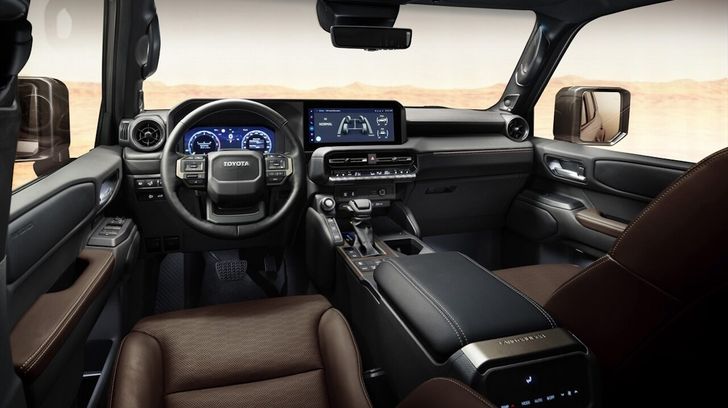 Интерьер Toyota Land Cruiser Prado