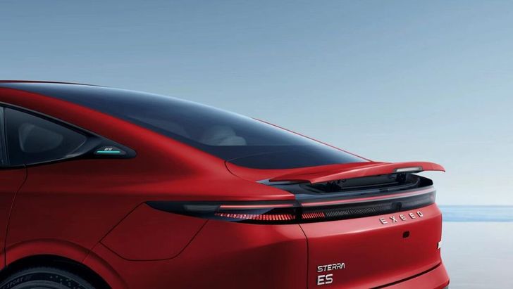 Exeed Exlantix ES 2025 года