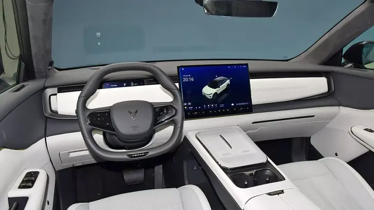 Интерьер Voyah Courage