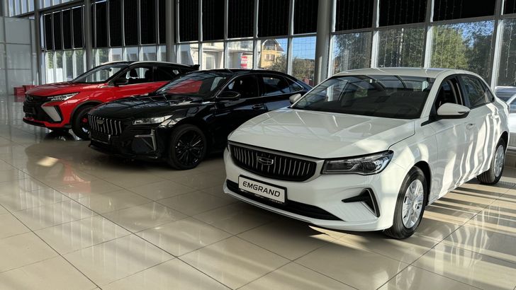 Сколько денег россияне потратили на покупку новых автомобилей в ноябре. Эксперты посчитали