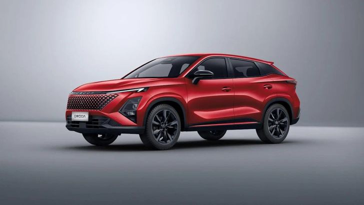 Обновленный Omoda C5