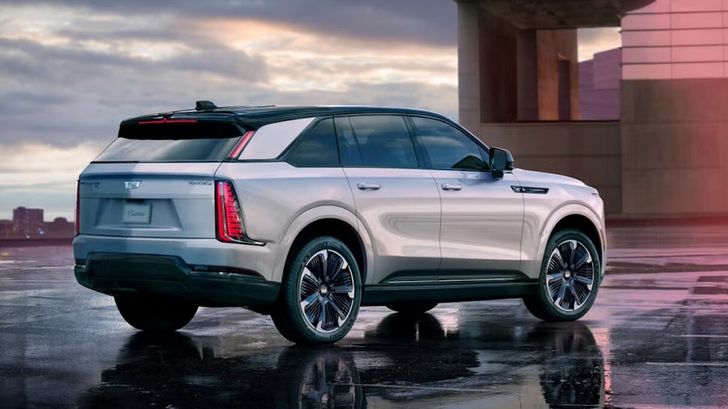 Cadillac Escalade IQ 2025 года