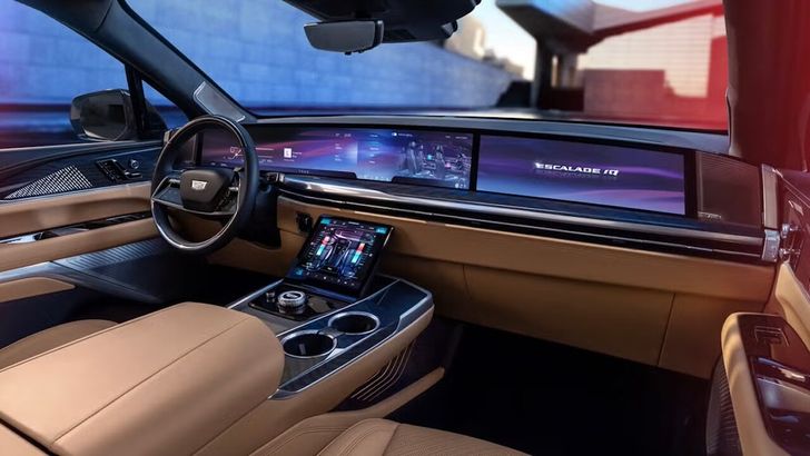 Cadillac Escalade IQ 2025 года