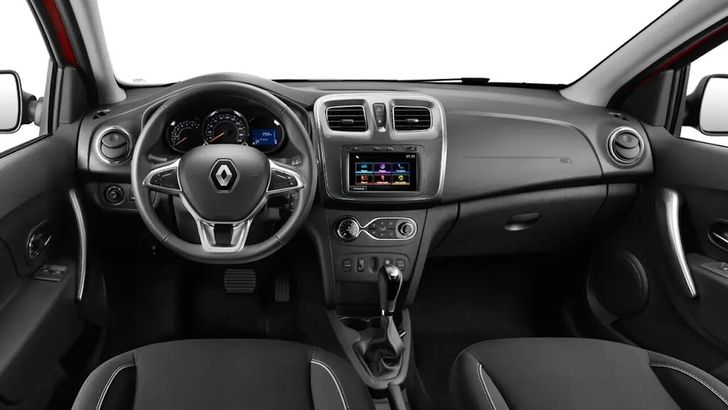 Интерьер Renault Sandero Stepway