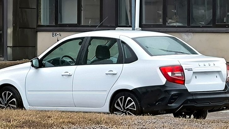 Упрощенная LADA Granta Sport