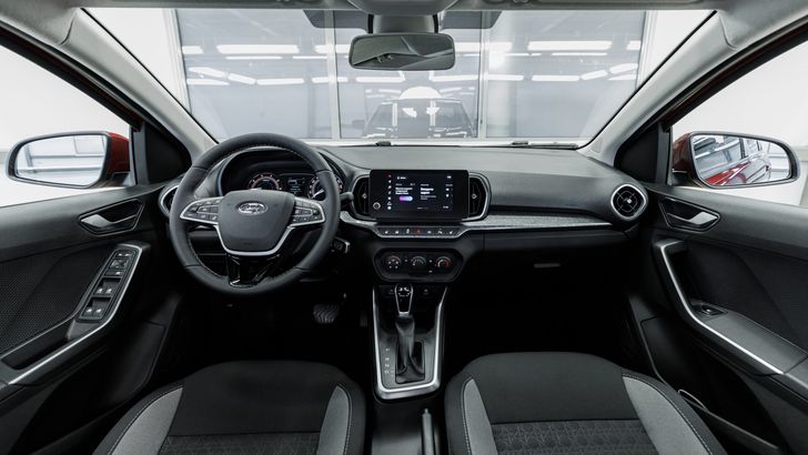 Интерьер LADA Iskra