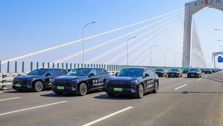 Испытание автомобилей Exlantix