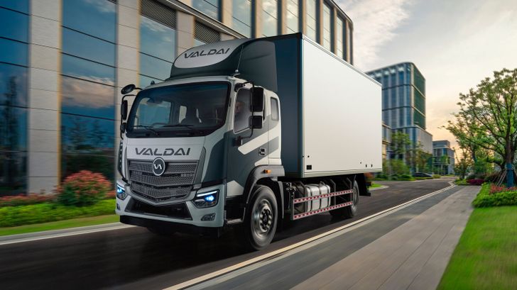 В России начались продажи нового грузовика российского производства