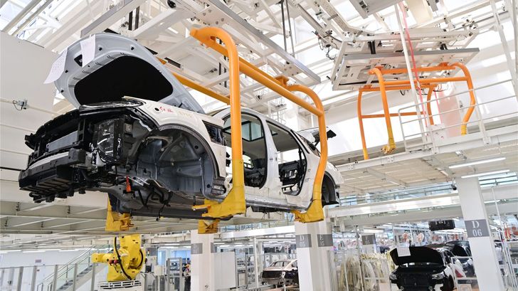 Производство автомобилей Hongqi