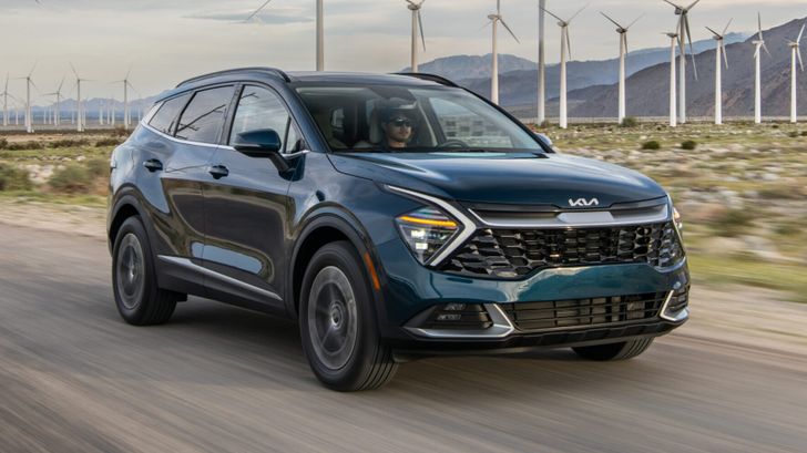 В Россию вернулся лучший семейный кроссовер, который стоит дешевле «китайцев»