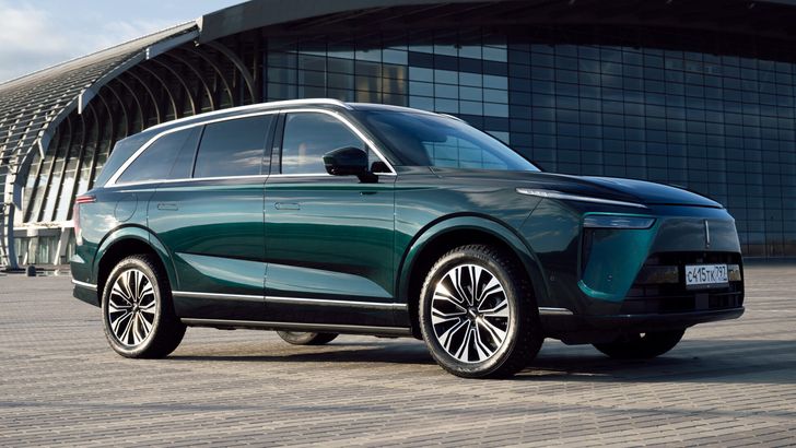 В России неожиданно подешевел премиальный кроссовер от Great Wall. Сколько он стоит