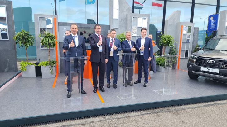 Андрей Белевцев, Дарий Халитов и Евгений Чуканов