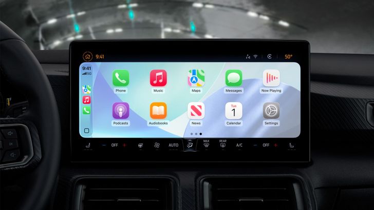 Обновленный интерфейс Apple CarPlay