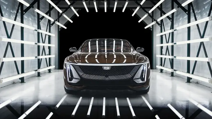 Электрический люкс от Cadillac: первый Celestiq передали клиенту Электрический люкс от Cadillac: первый Celestiq передали клиенту