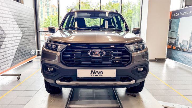 LADA Niva Travel