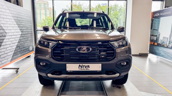 LADA Niva Travel