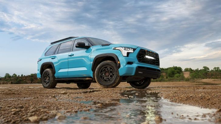 Toyota Sequoia 2026 года