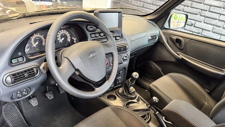 Интерьер LADA Niva Travel