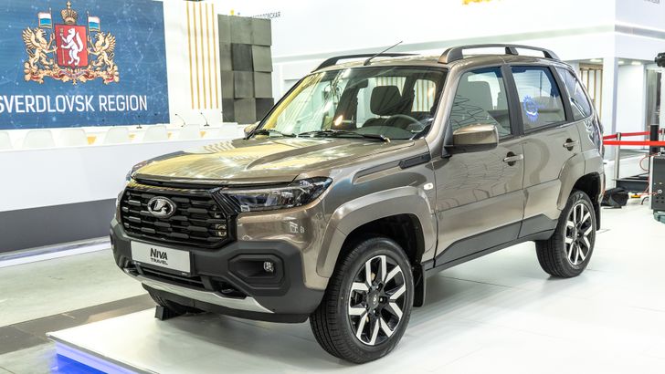 LADA Niva Travel
