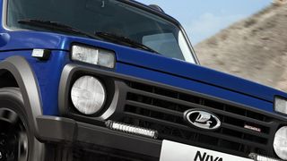 LADA Niva в цвете «Капитан»