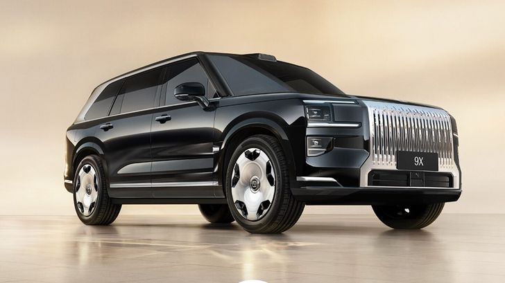 Cullinan и Komendant, подвиньтесь: популярный у россиян Zeekr представил новый роскошный внедорожник