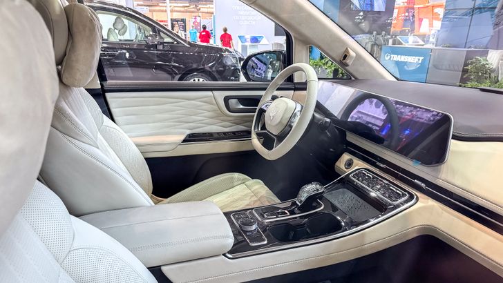 Интерьер Sollers SP7